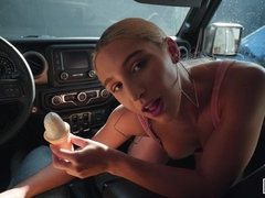 Amateur, Cul, Blonde, Sucer une bite, Voiture, En levrette, De plein air, Pov