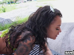 Holly Hendrix Does Anal In Public