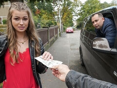 Grote kont, Grote lul, Pijpbeurt, Auto, Geld, Natuurlijke tieten, Tiener, Tieten likken