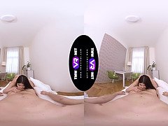 Lady Dee's steamy virtual reality chat with a cum-hungry teen