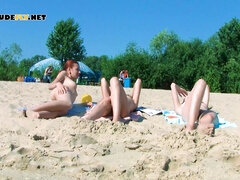 Enthousiasteling, Lieveling, Strand, Hd, Nudist, Tiener, Tieten likken, Bekijker