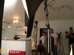 Hinter den kulissen, Blasen, Braunhaarige, Hd, Lesbisch, Orgasmus, Orgie, Pov