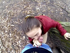 Dirty amateur girl loves to give hot blowjob outdoors