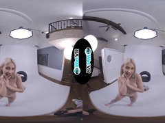 WETVR Picture Shoot Turns into Poke Sesh in VR