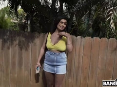 Slutty Tourist Fucks For Extra Cash