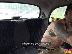 Tattooed guy makes blonde horny