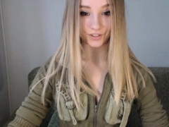 pretty blonde teenage flashes breasts on live camera - viewcamgirls,com