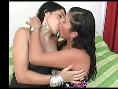 Kissing, Lesbian