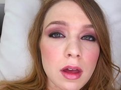 Alaina Fox play with herself until a soaking wet orgasm
