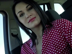 Brunette brune, Voiture, De plein air, Pov