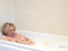 Auntie Camilla Bath Time POV