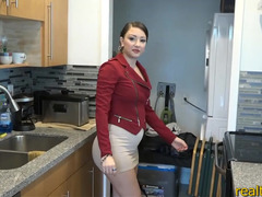Big ass real estate agent sexes her client for commission