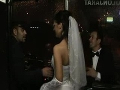 グループ, オージー, 結婚式