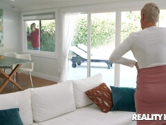 Voluptuous housewife Ryan Keely thrilling adult clip