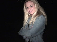 Blondine, Auto, Spermaladung, Aufs gesicht abspritzen, Gruppensex, Gruppe, Lingerie, Pov