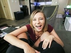 Gros seins, Blonde, Sucer une bite, En levrette, Seins naturels, Pov, Dénudage, Adolescente