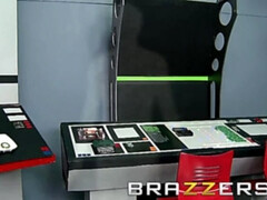 BRAZZERS - Jewels Jade Gets ass fucked in space