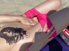 I caress myself at the beach of Cap d'Agde – naturist