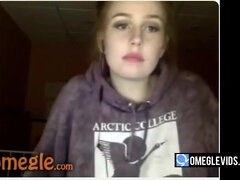 sweatshirt from omegle tits flash