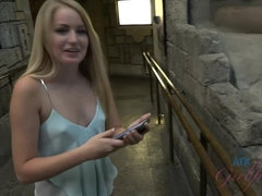 Amateur, Blonde, Grossier, Culottes ou slips, Piercing, Pov, Rasée, Nénés